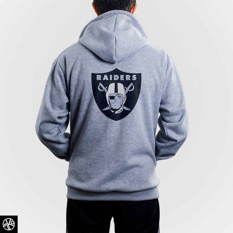 Raiders duks